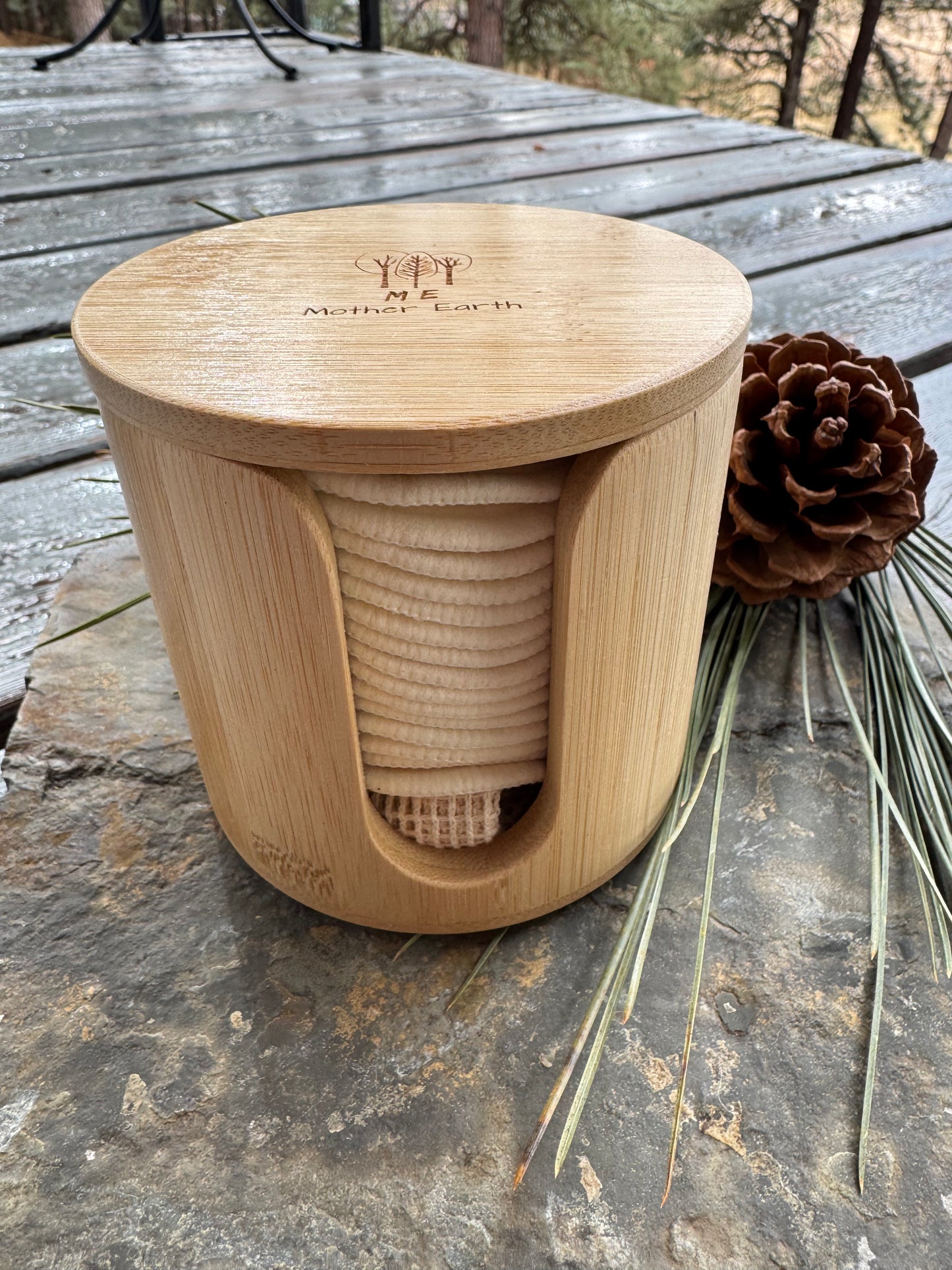 Bamboo Storage Box + Hemp Cotton Rounds | Zero Waste Beauty